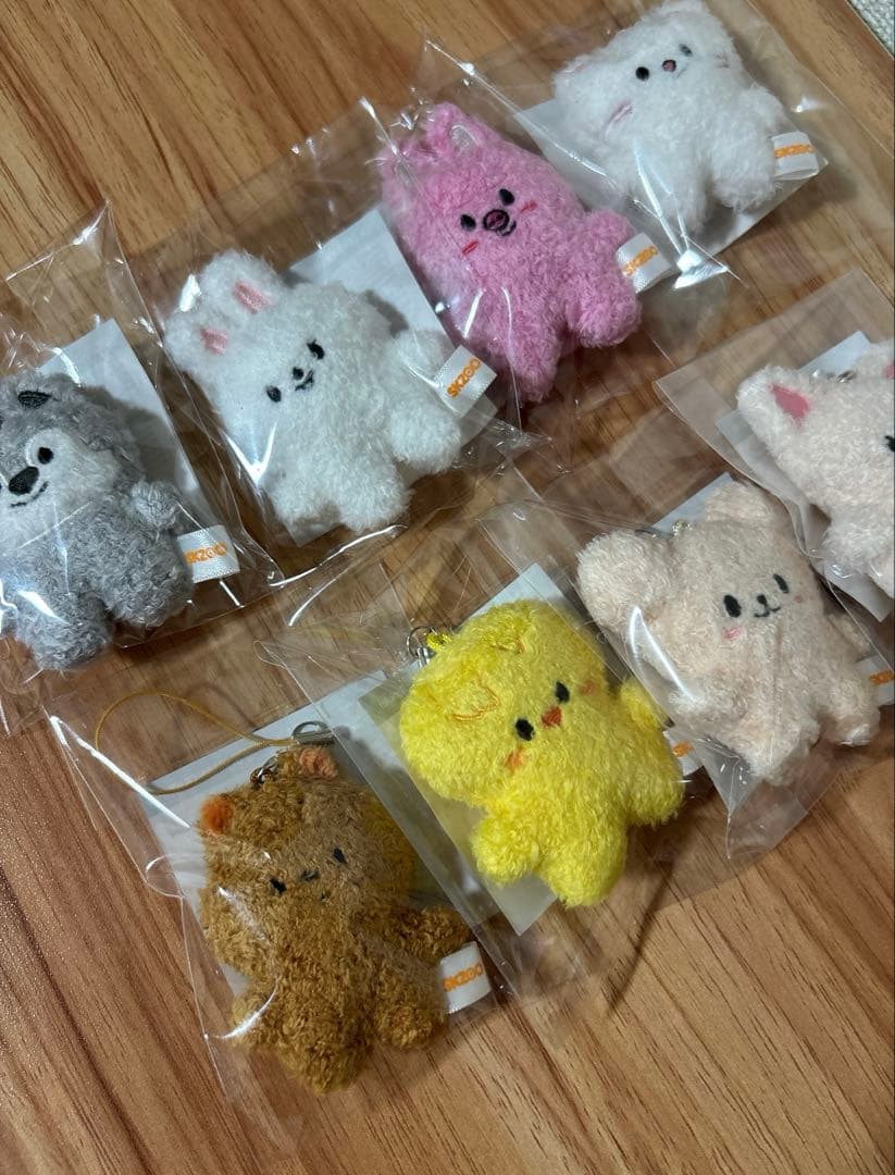 stray kids 5'CLOCK skzooマイクロキーリングコンプ