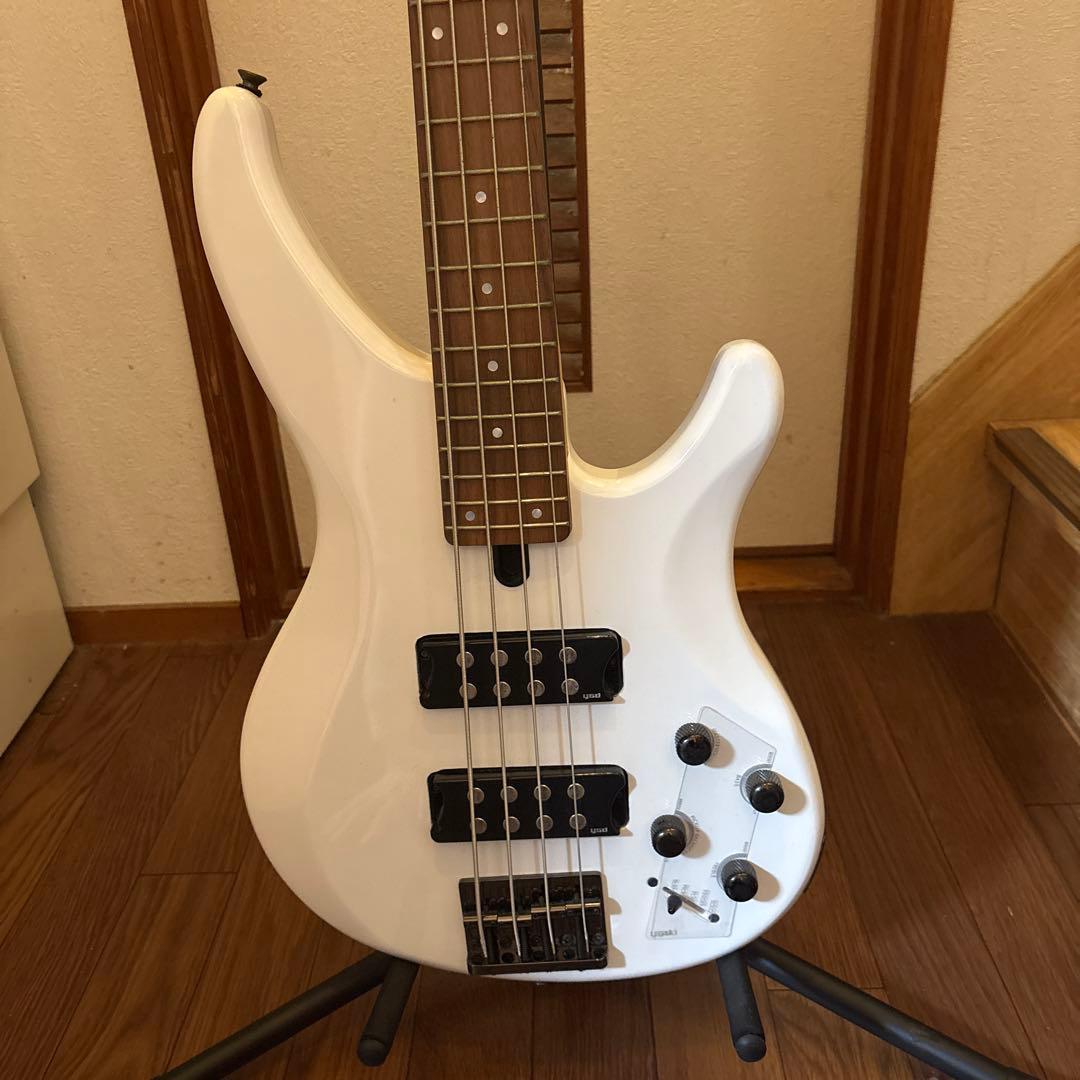 YAMAHA TRBX304 エレキベース