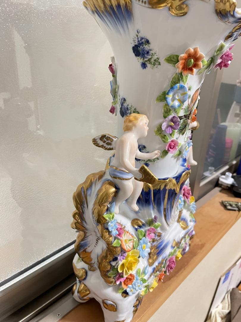 インテリア置物　エンジェル花瓶全長約４０センチ。