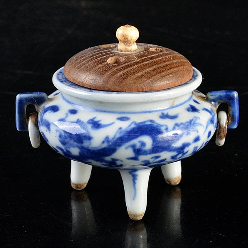 中国　青花　龍文　三足遊環香炉　小さな香炉　唐木蓋付　C　R5853