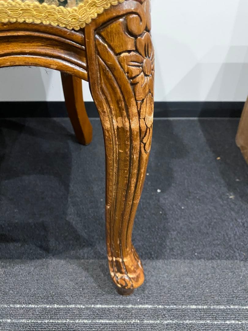 アンティーク　猫足　チェア　アームチェア　ヴィンテージ イタリア