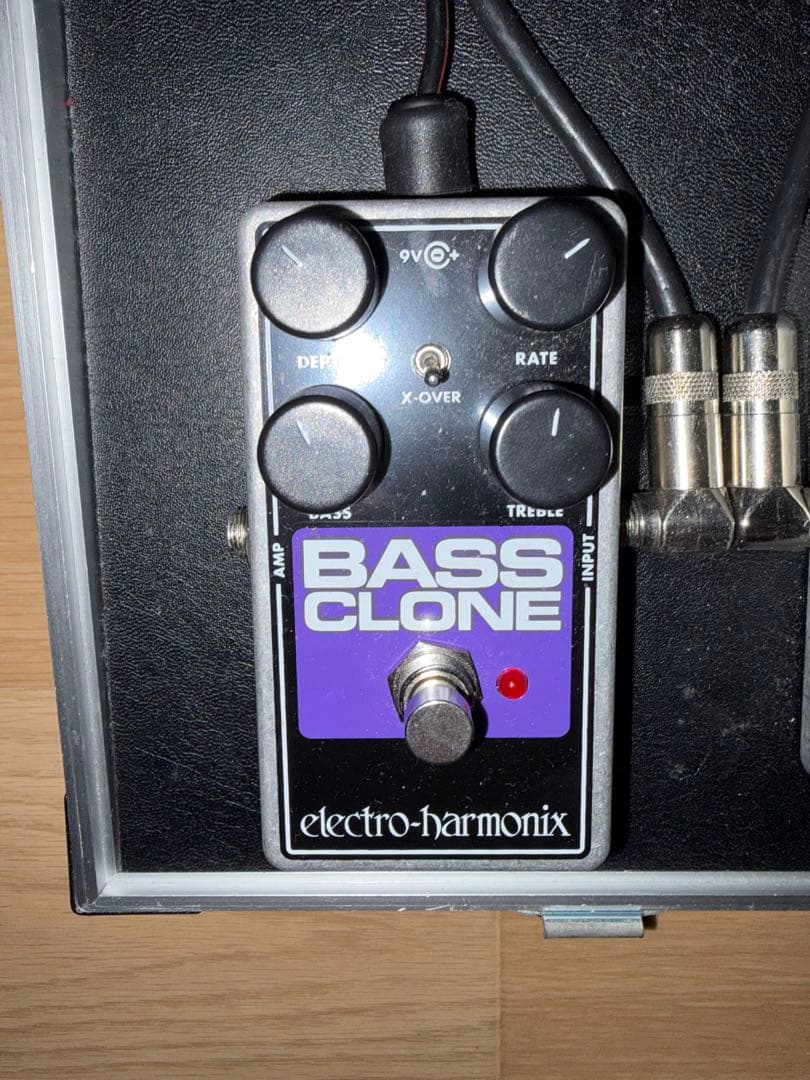 ベース electro-harmonix BASS CLONE