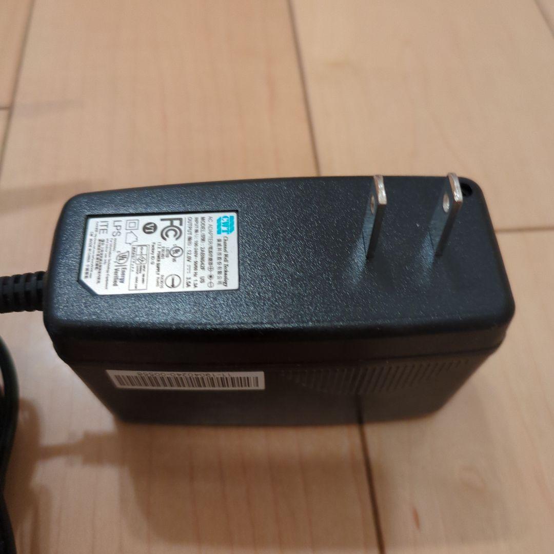 Synology 無線LANルーター 　rt2600ac 壁掛けブラケット付属