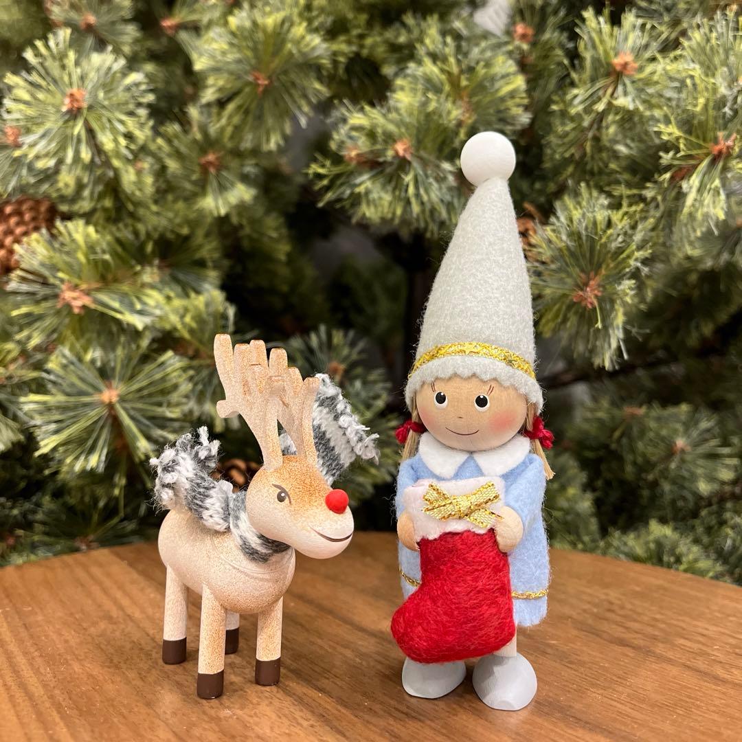 【専用出品】　ノルディカニッセ　イルムス　ソックスを持った女の子