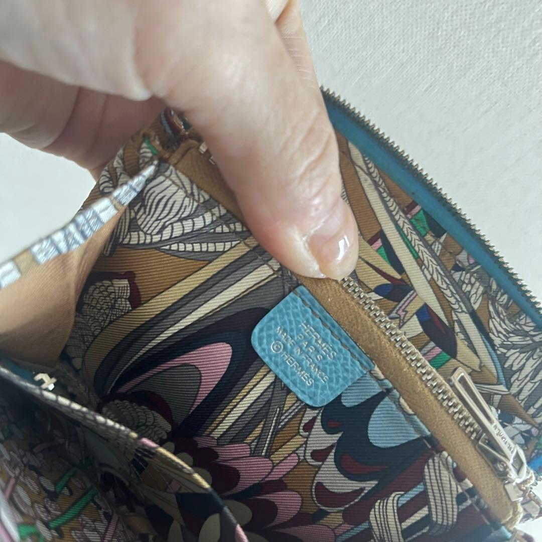 確実正規品HERMES エルメス アザップシルクイン コンパクト 財布 スカーフ