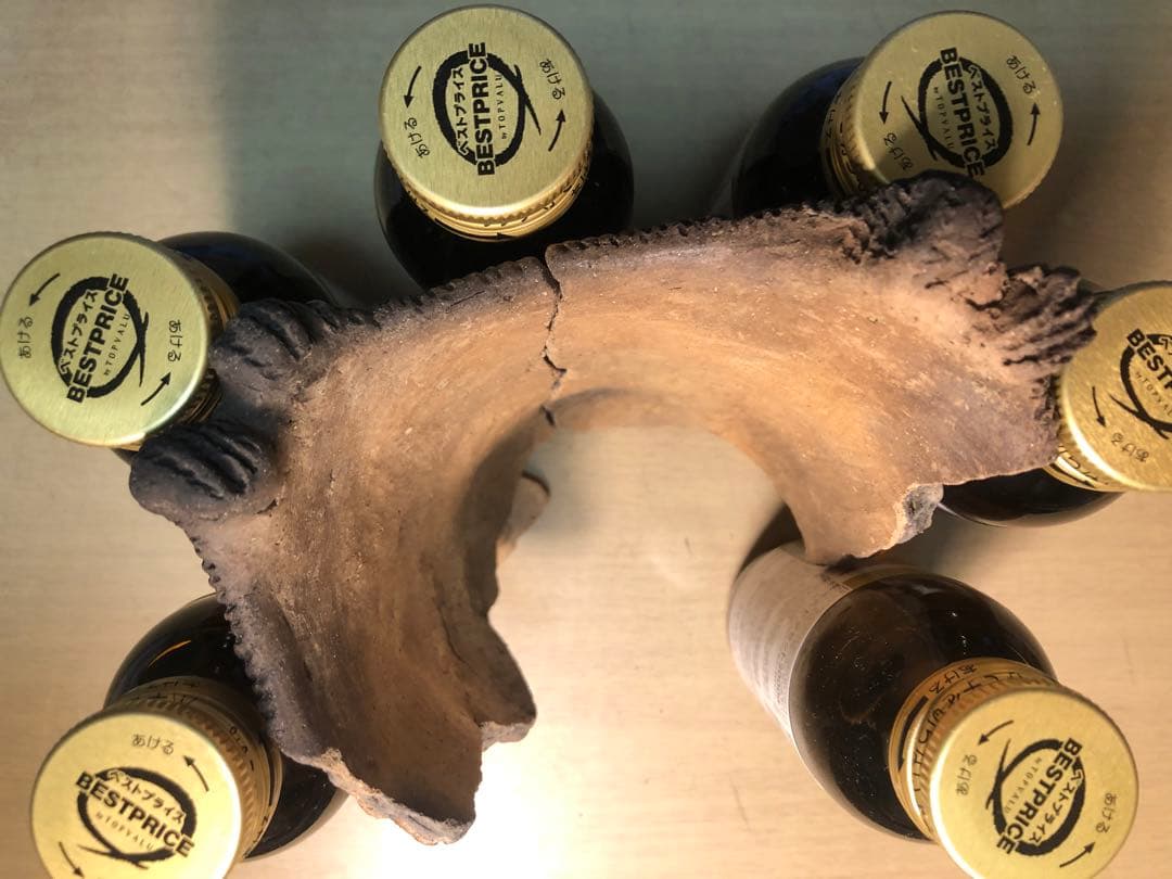 「縄文土器の欠片 No.528」です。