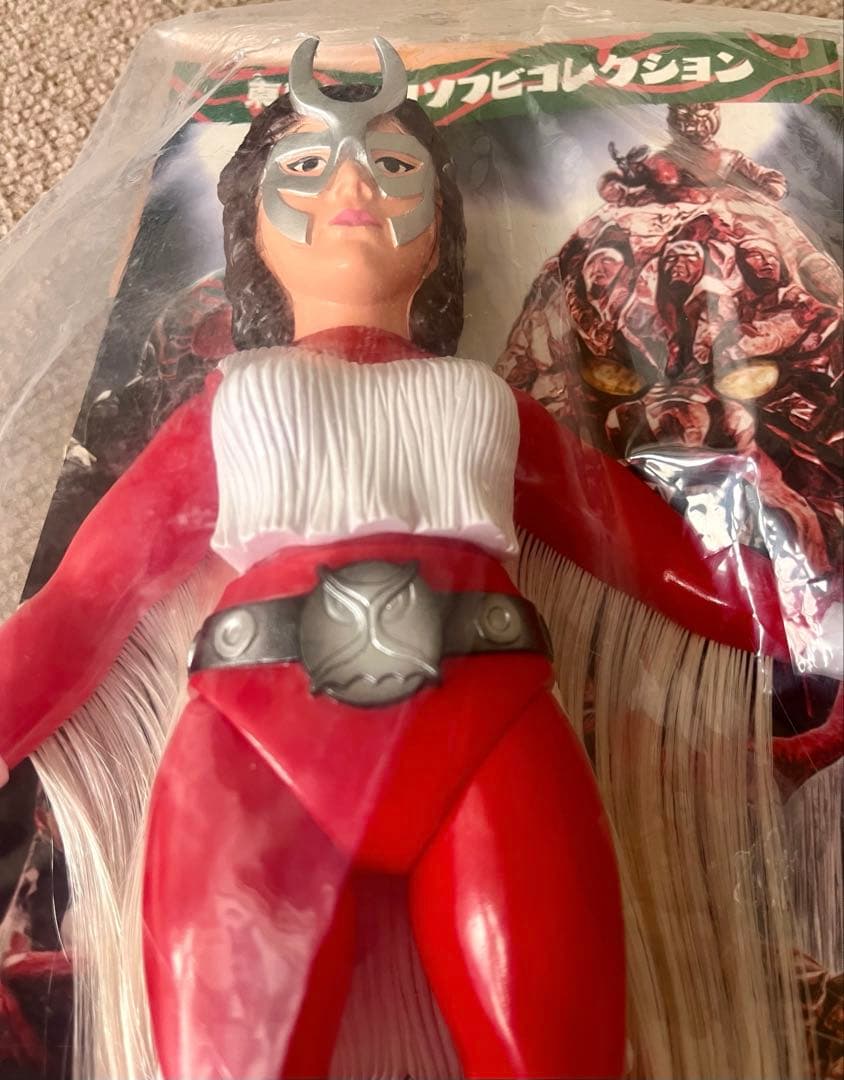 東映レトロソフビコレクション　仮面ライダーアマゾン　赤ジュ―シャ　女戦闘　新品未