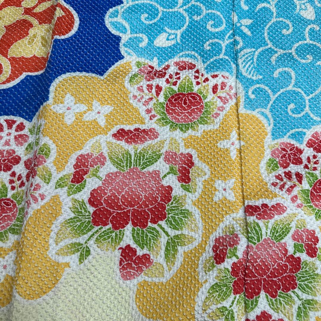 藤娘きぬたや 青地雲取り 総絞り 振袖　花唐草