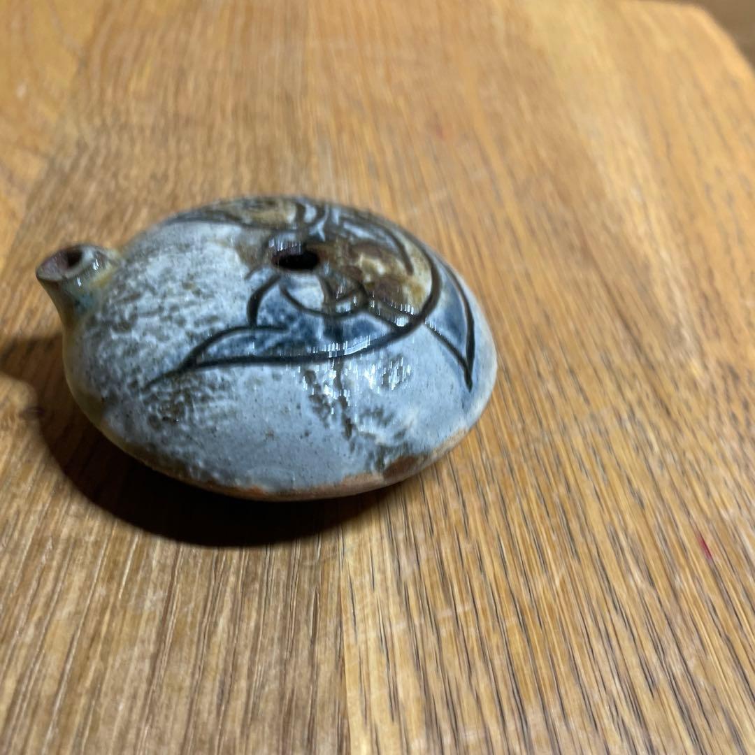 琉球　壷屋焼　金城次郎　魚文水滴　箱なし