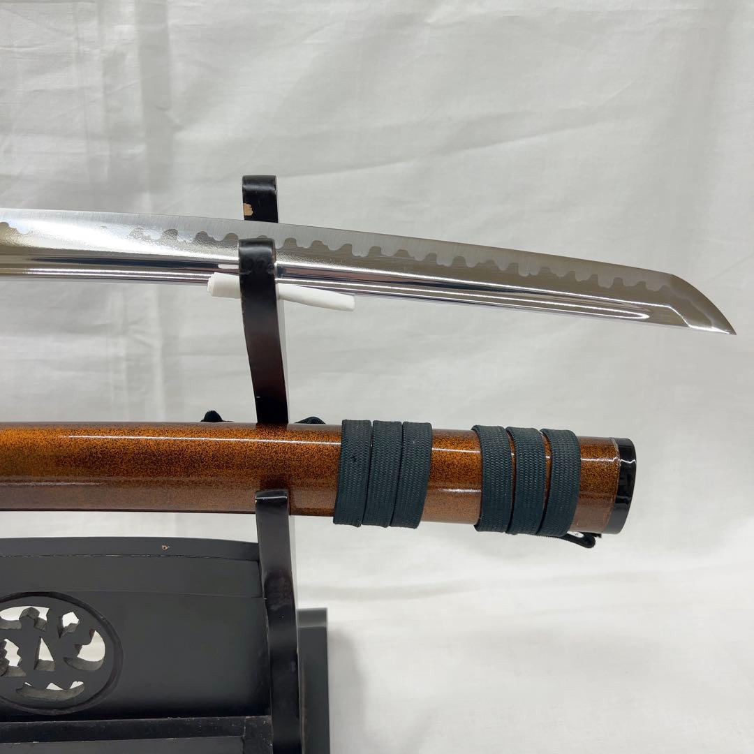 模造刀 二本差し 太刀 脇差 樋入り 龍鍔 透かし 黒鞘 直刃 刃紋 高級