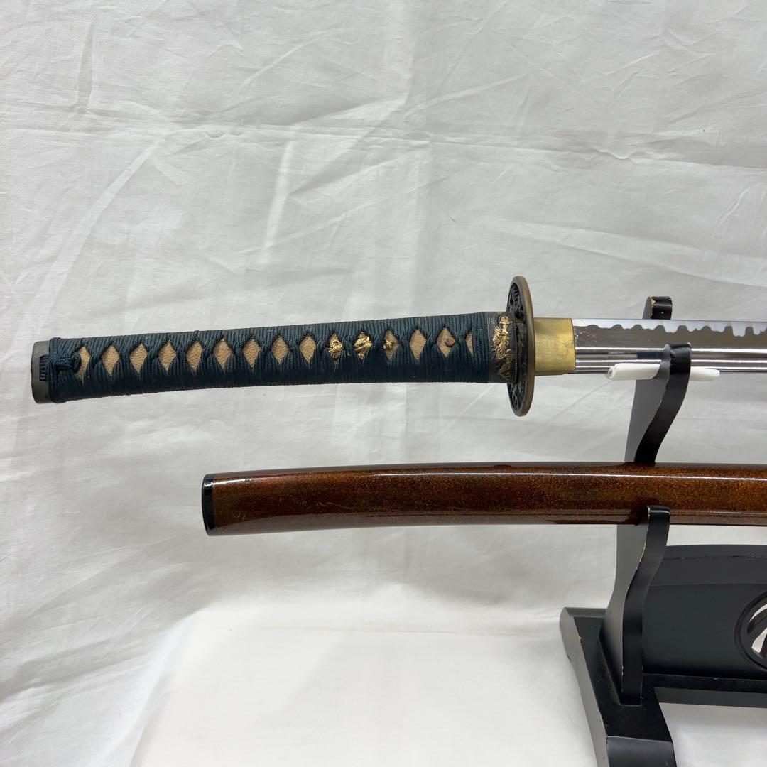 模造刀 二本差し 太刀 脇差 樋入り 龍鍔 透かし 黒鞘 直刃 刃紋 高級