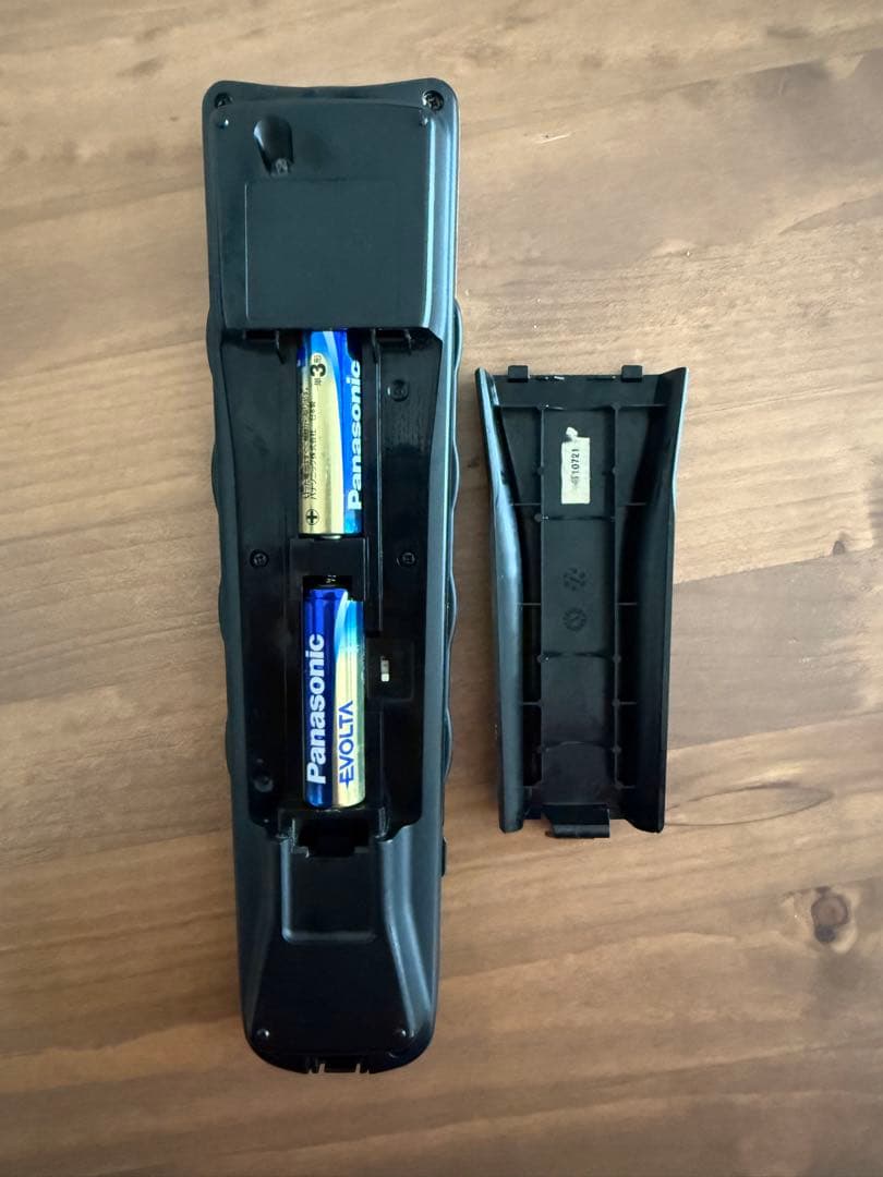 【リモコン付きテレビ】 SHARP AQUOS LC-32V5