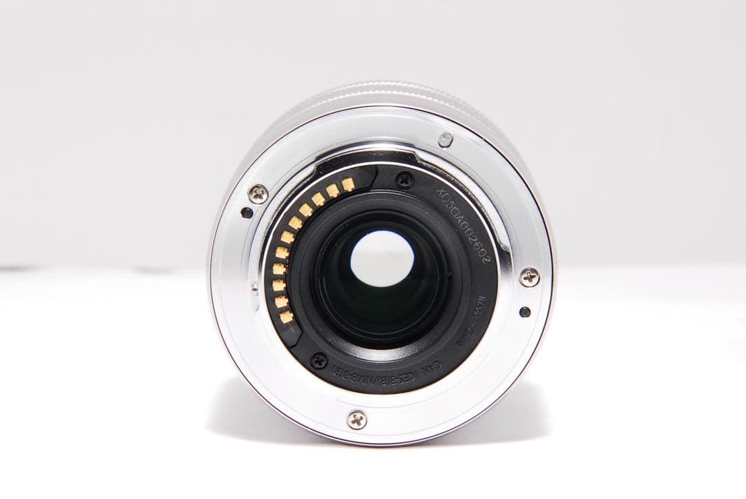 ショット数677回　LUMIX GF7 Wi-Fi ミラーレス 35-100mm