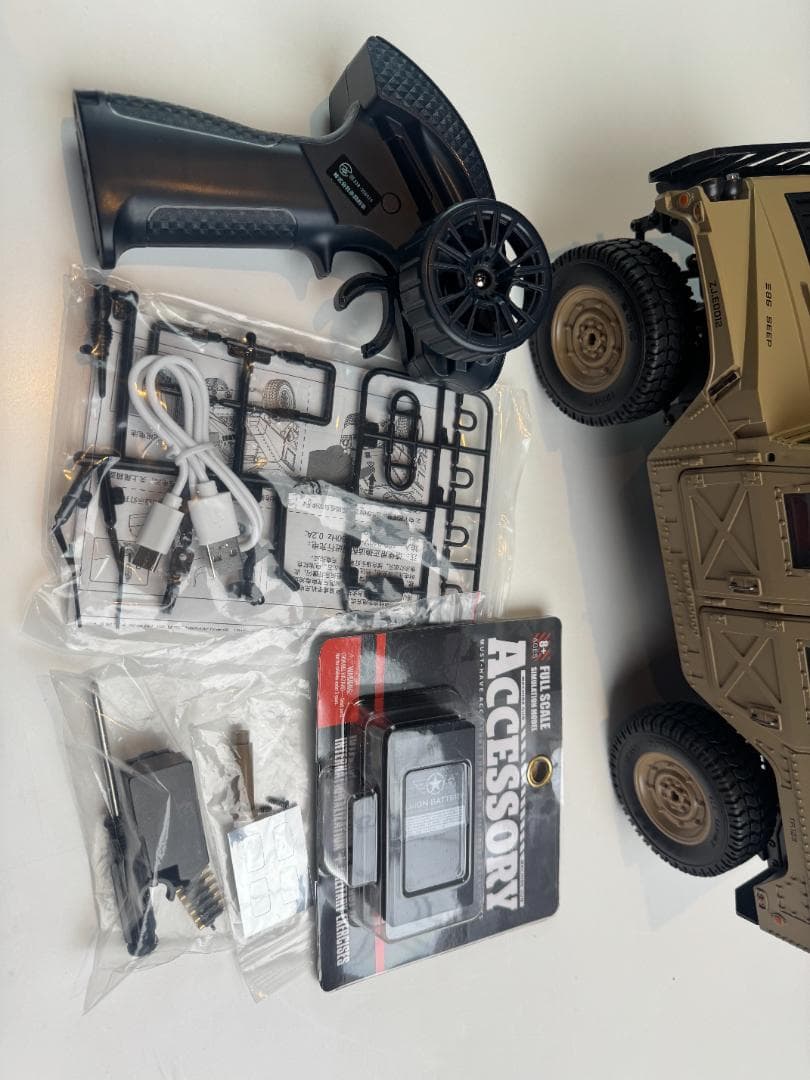 大型 無線リモコン オフロード ミリタリー 無線リモコンカー 技適認証済み