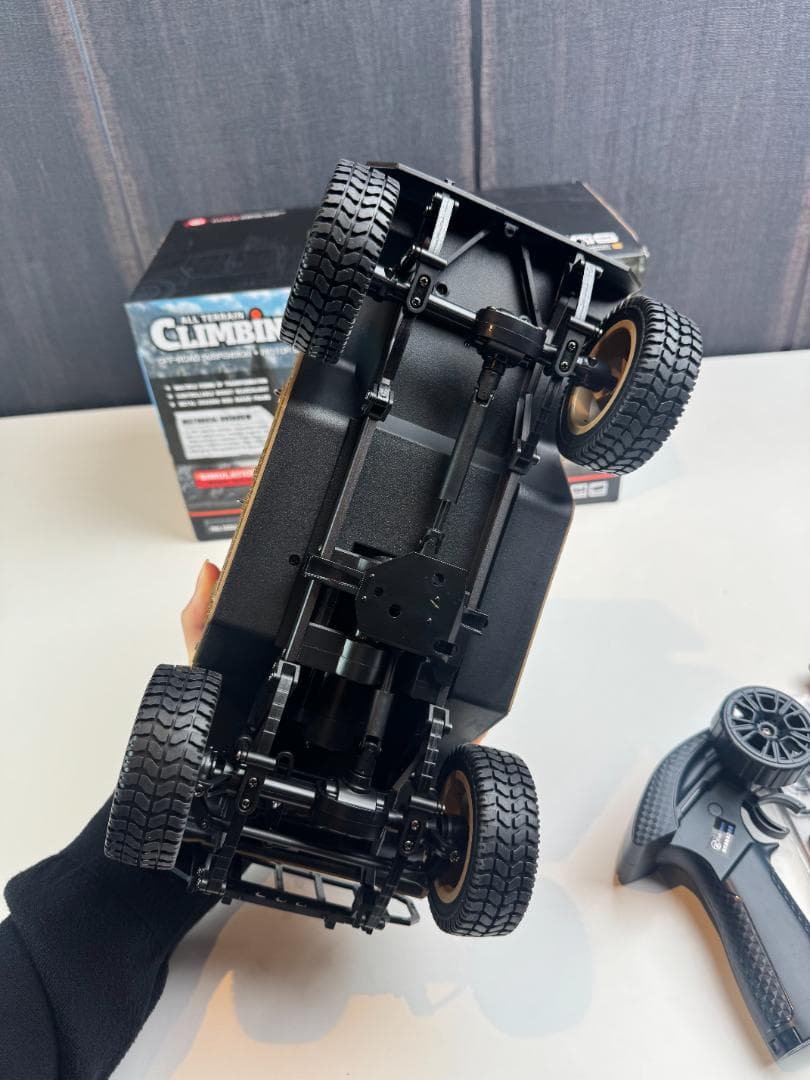 大型 無線リモコン オフロード ミリタリー 無線リモコンカー 技適認証済み