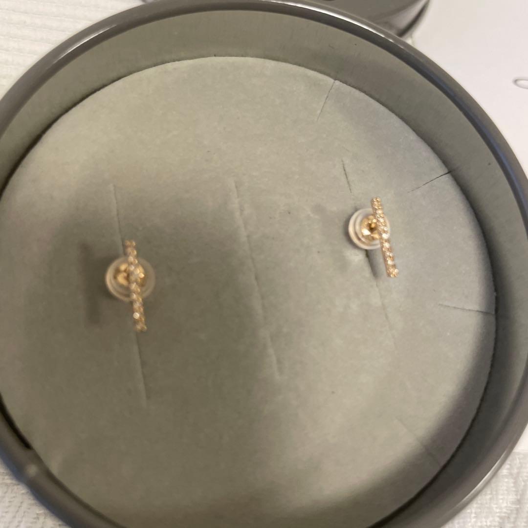 Lilas リラ ダイヤ10mmバーピアス K10