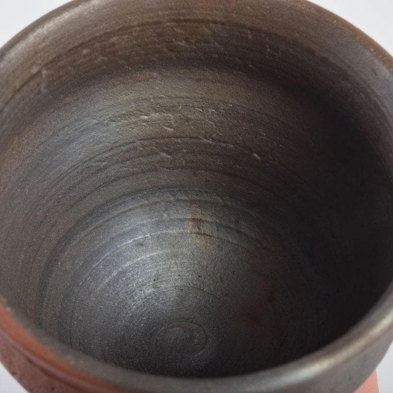 常滑焼　小西洋平作　窯変　ぐい呑　共布共箱　V　8657