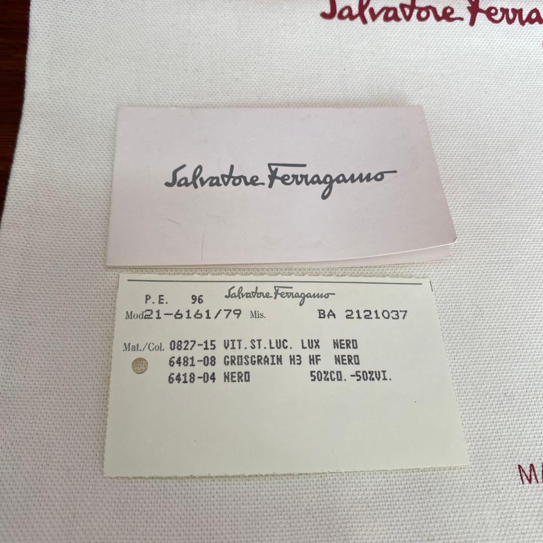 Salvatore Ferragamoハンドバッグ ヴァラリボン バケツバケット