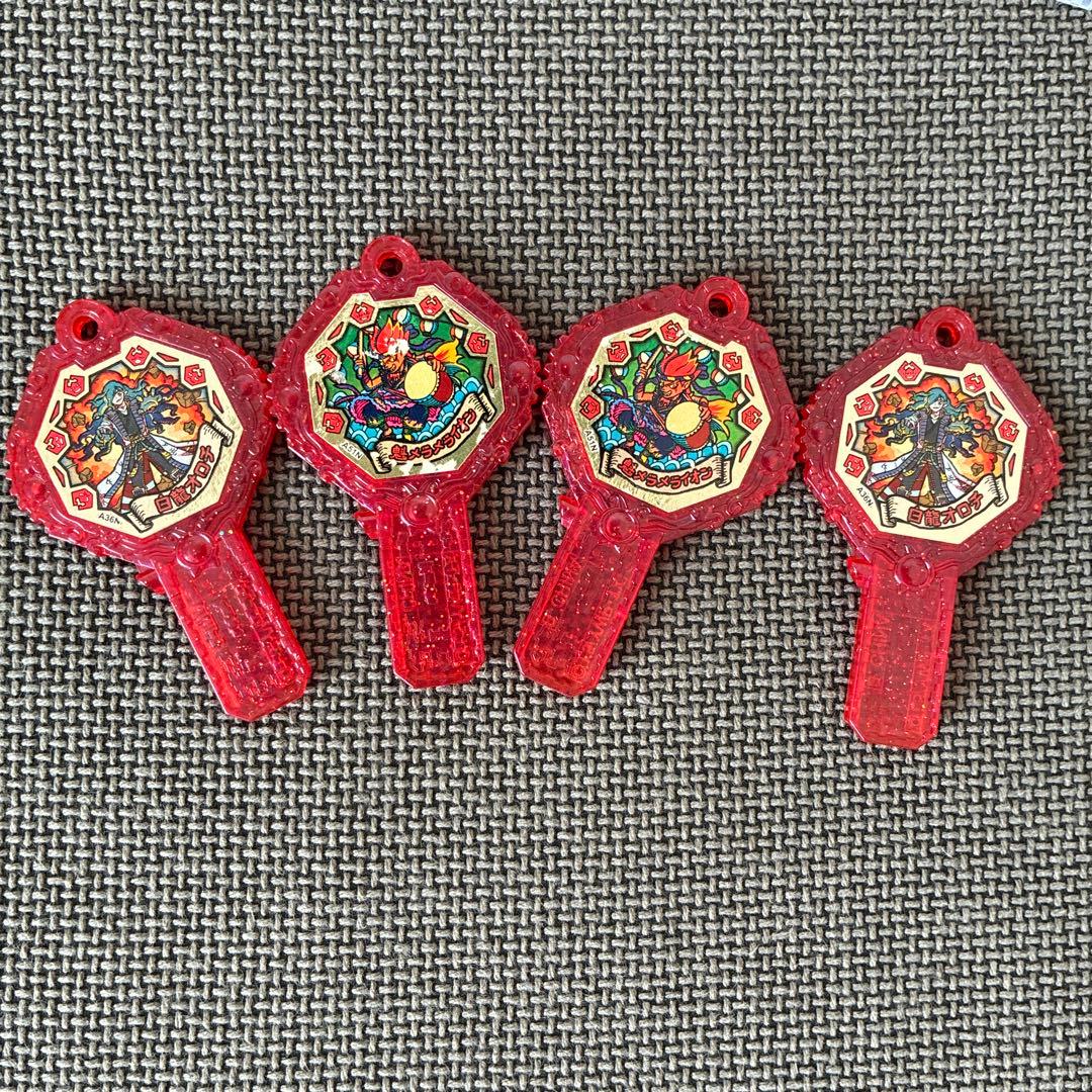 妖怪ウォッチオーガ DX妖聖剣＆妖怪アーク メダルまとめ売り