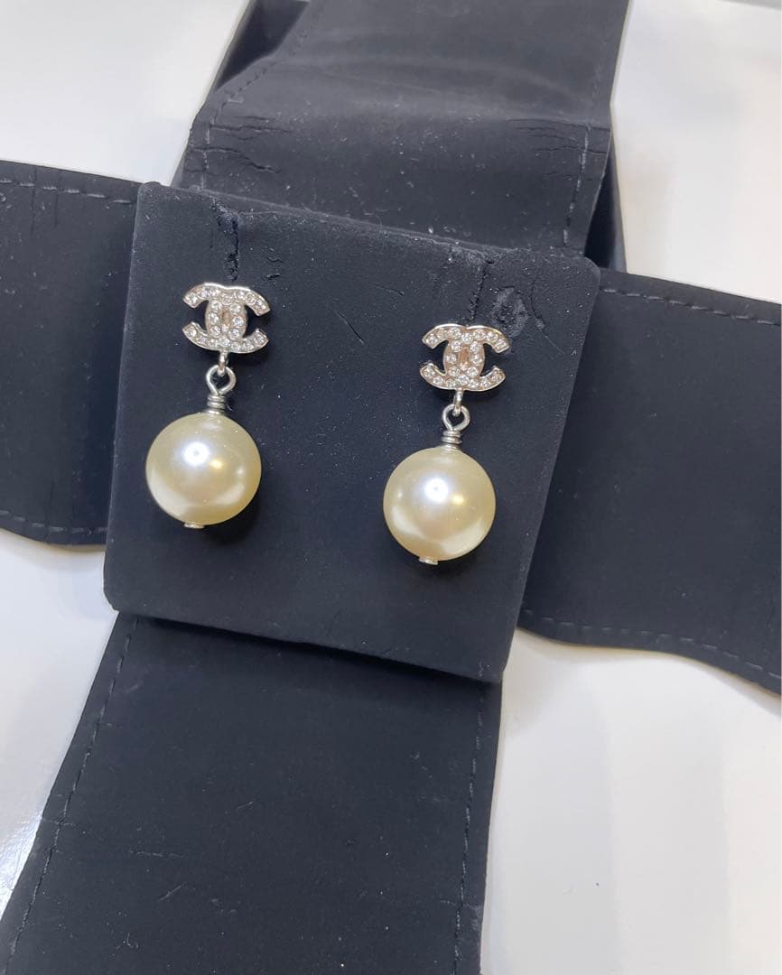 CHANELシャネル ココマーク　パールピアス