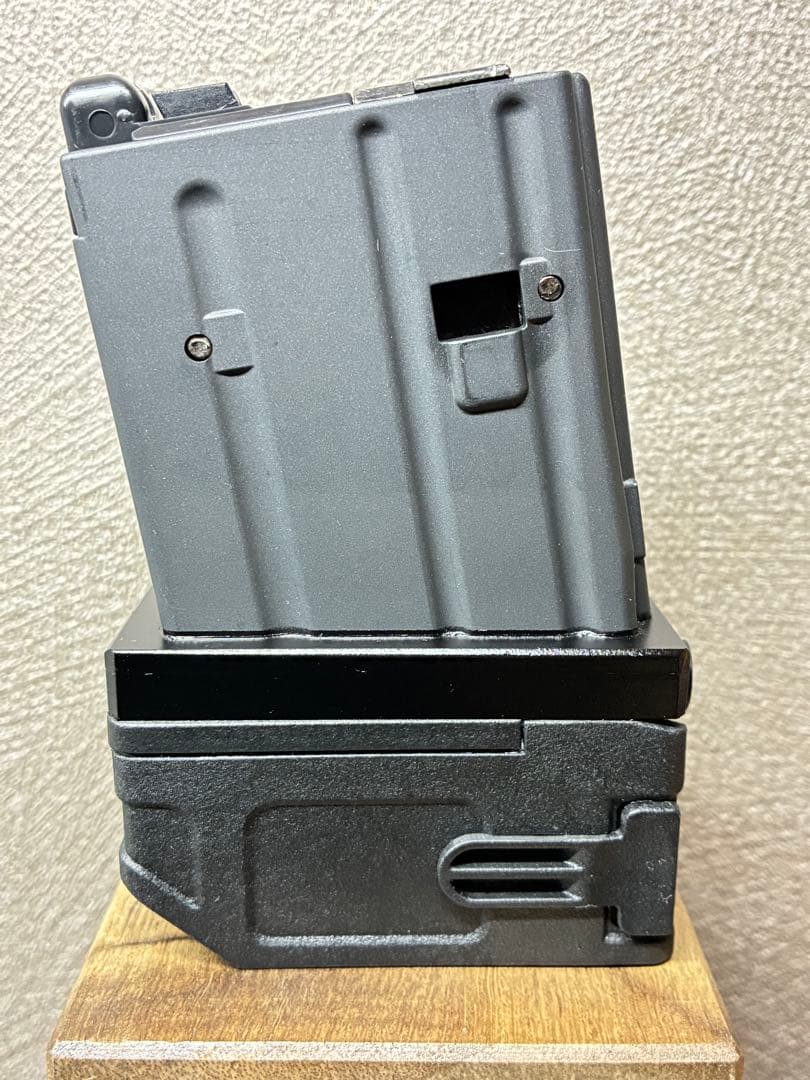 R7-43 東京マルイ GBB M4 マガジンアダプター 外部ソース仕様