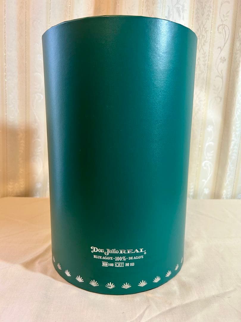 Don Julio REAL テキーラ オリジナルボックス付き　ドンフリオ