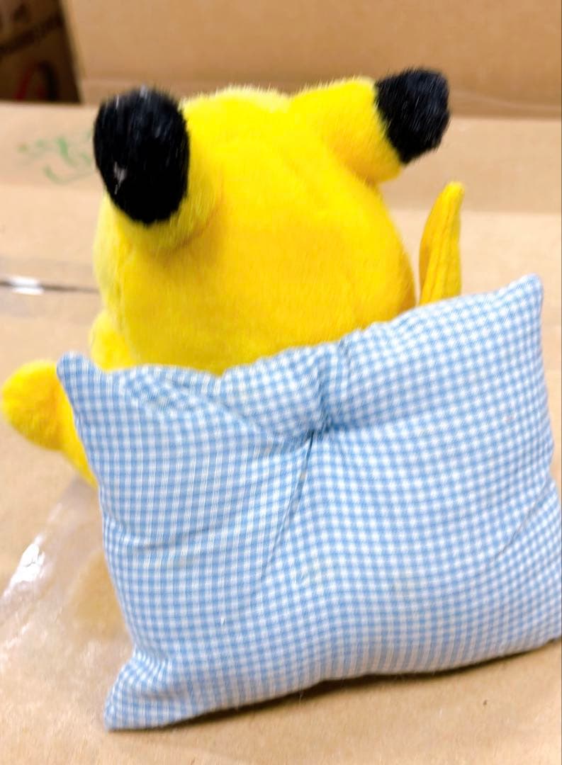 ポケモンぬいぐるみ ピカチュウ おやすみタイプ TOMY 初期ピカ