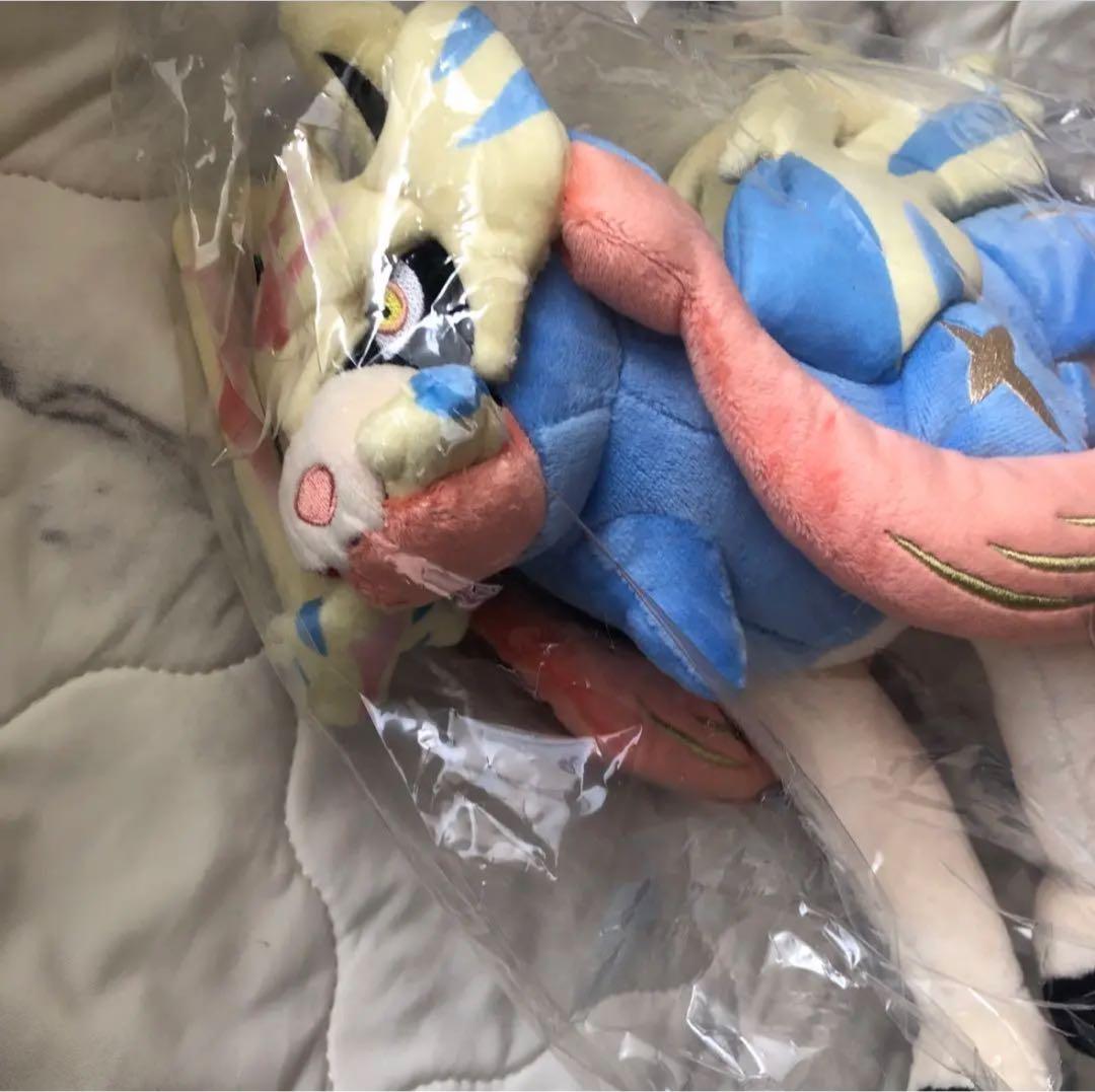 ポケモン　ザシアン　ぬいぐるみ