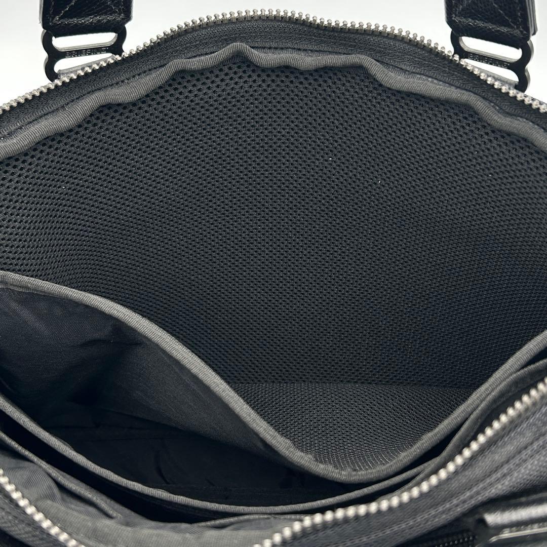 ☆極美品☆【BRIEFING】 ONE WAY BRIEF ビジネスバッグ A4