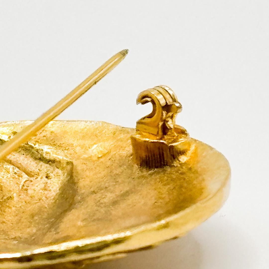 レア 美品 シャネル ブローチ ライオン モチーフ ゴールド GP ラウンド