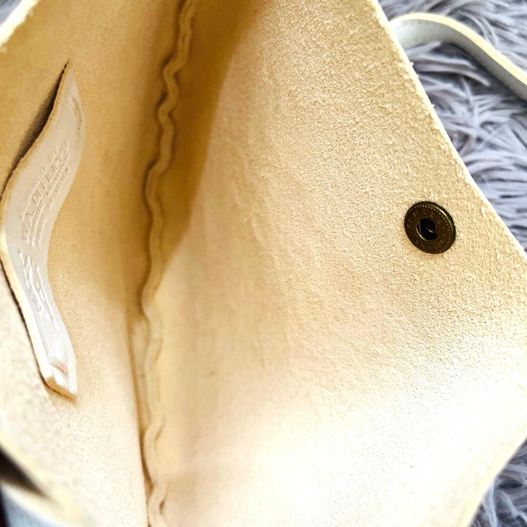 【未使用級】イルビゾンテ ショルダーバッグ ビッグロゴ ILBISONTE