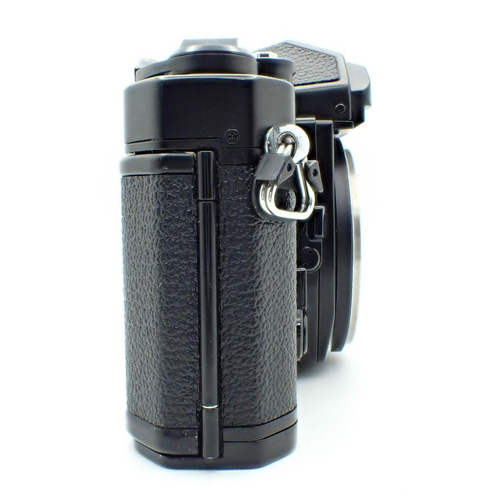 M*a様 【動作確認済良品】Nikon FM ボディブラック 新品電池&初期動作