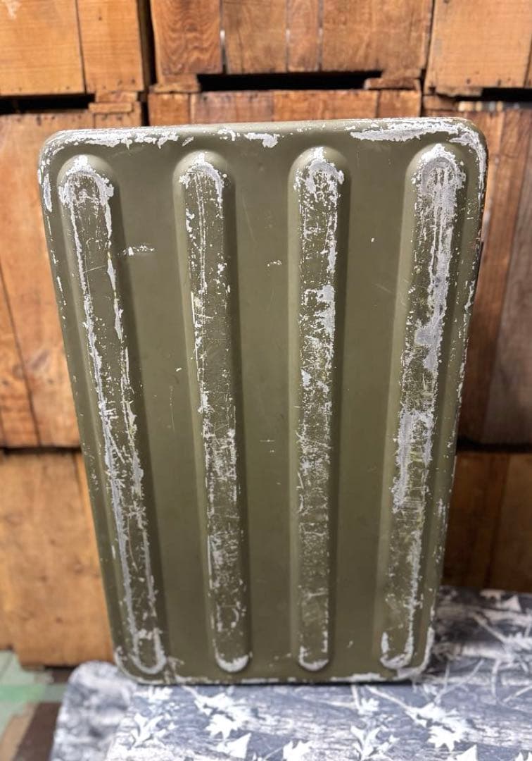 レアお宝品！Vintag！ミリタリー コンテナ 米軍 USA 弾薬庫　収納箱②