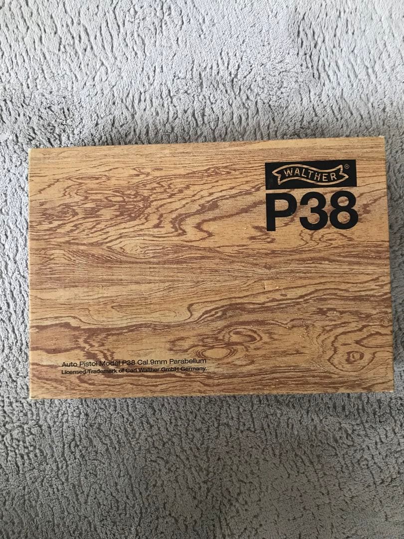 ワルサーp38ac41ブラックモデル 新品予備マガジン付き