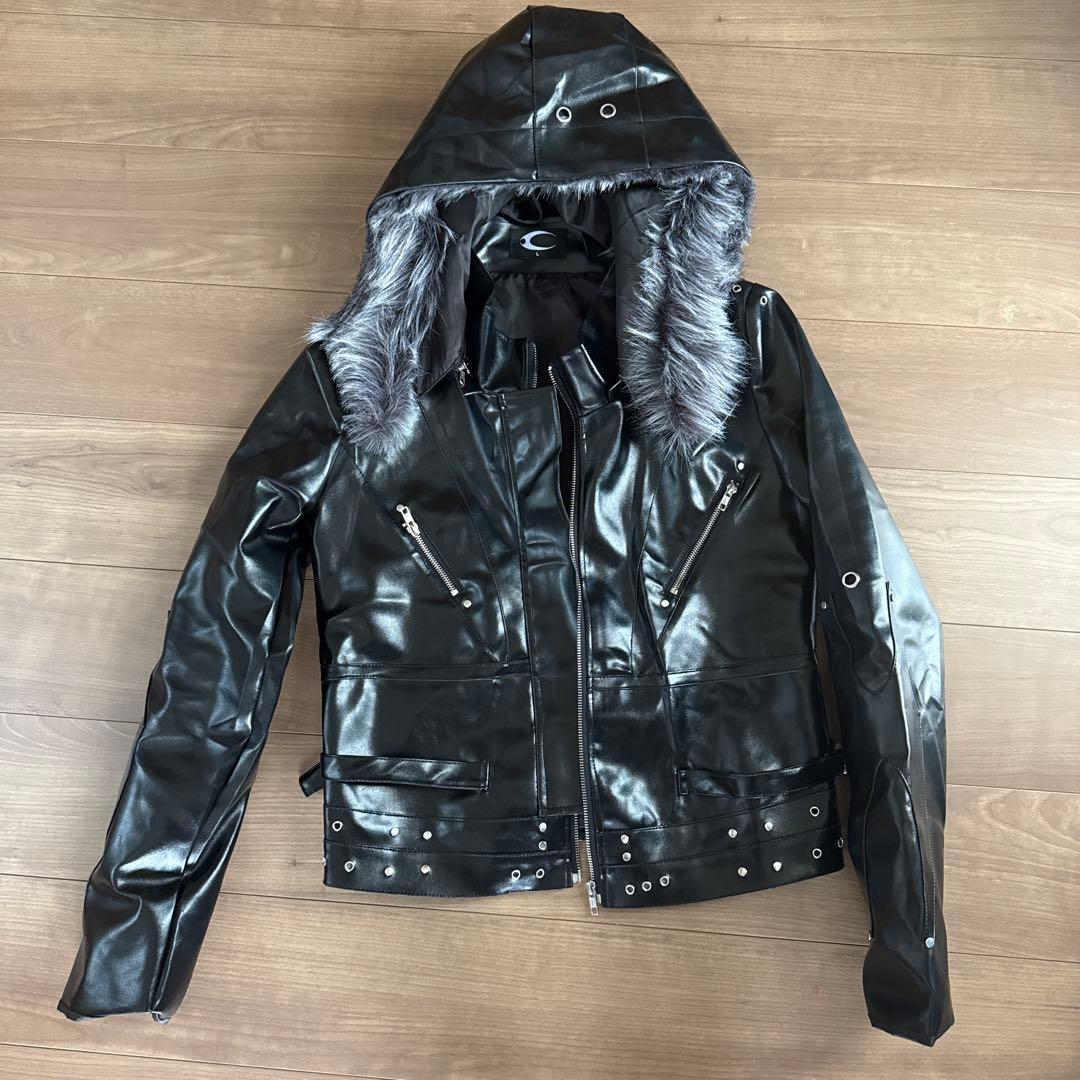 cozyWORLDWIDE ブラックジャケット ファー付き