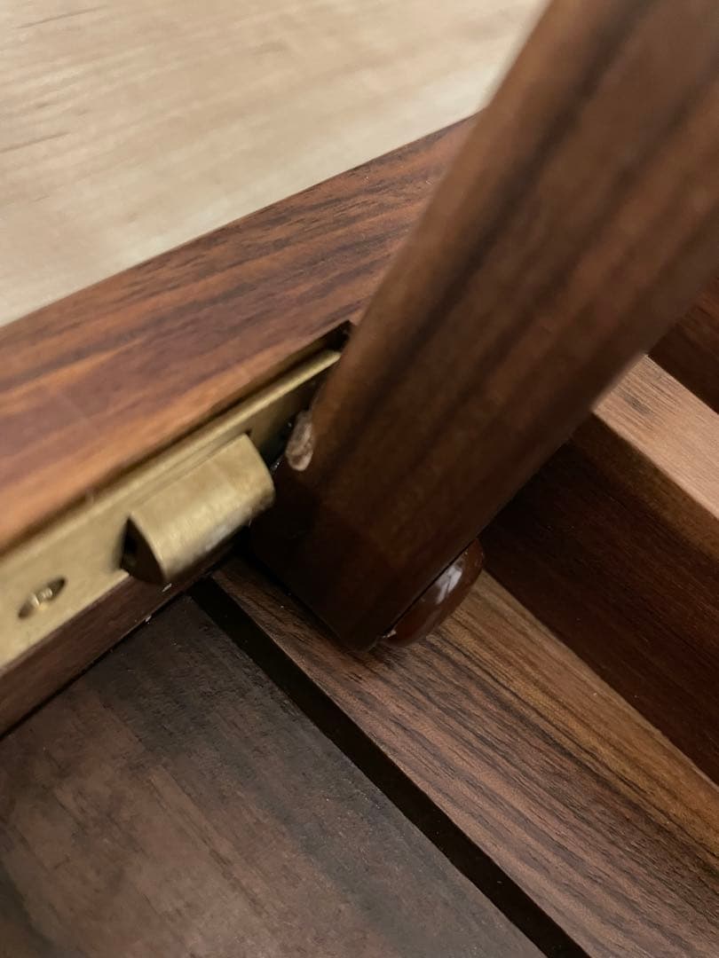 HILLS FEELD 俺のMOKKIN　テーブル