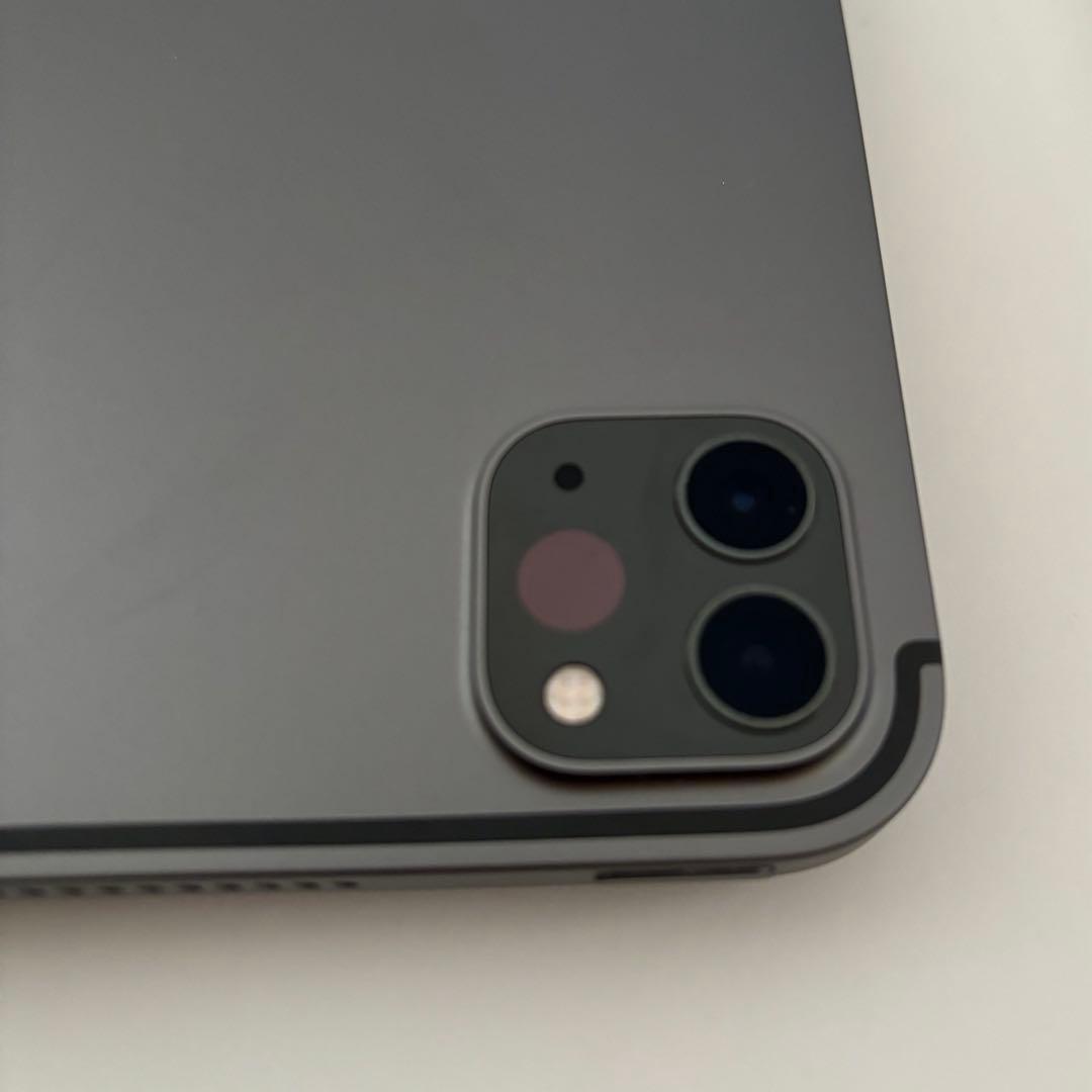 12.9iPadProWi-Fi+Cellular256スペースグレイ第5世代