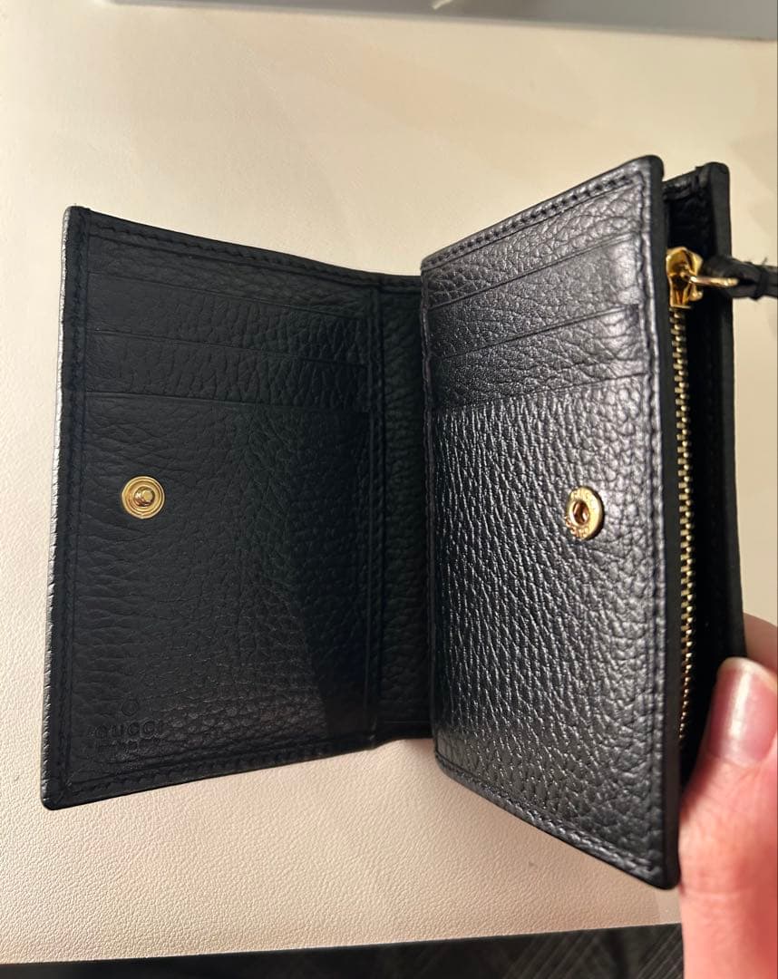 【極美品】GUCCI ブラックレザー 二つ折り財布　ダブルG ウォレット ‎