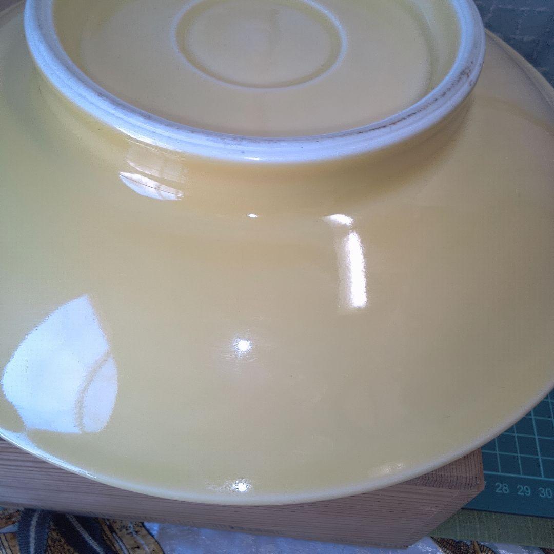 平安端祥 ？ 陶器製彫刻模様大皿 中古