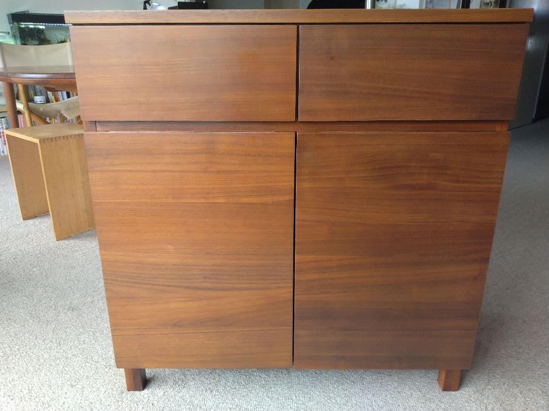 MUJI/無印良品 木製脚付きキャビネット/ウォールナット材/食器棚/収納家具