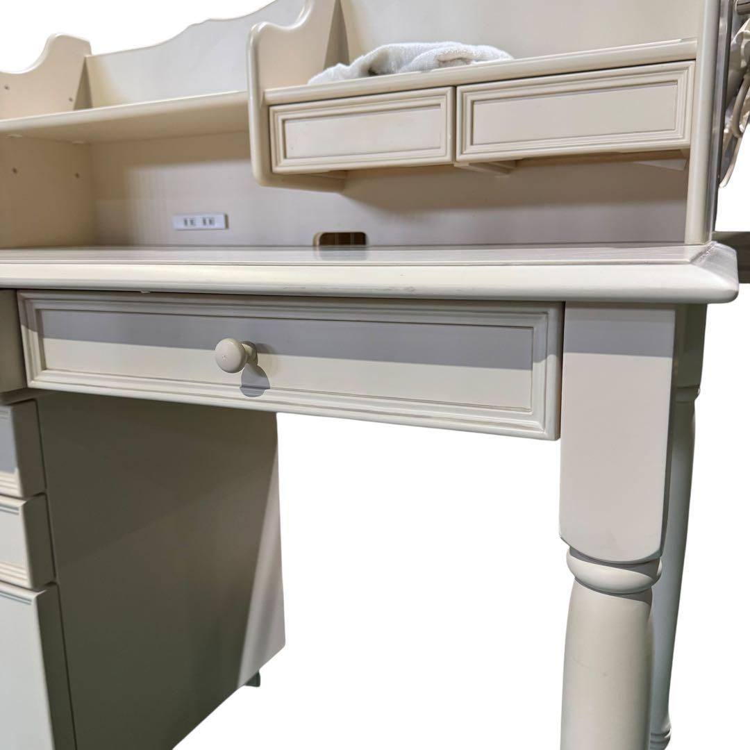 【直接引取限定】◼︎ ローラアシュレイ 学習机 アイボリー