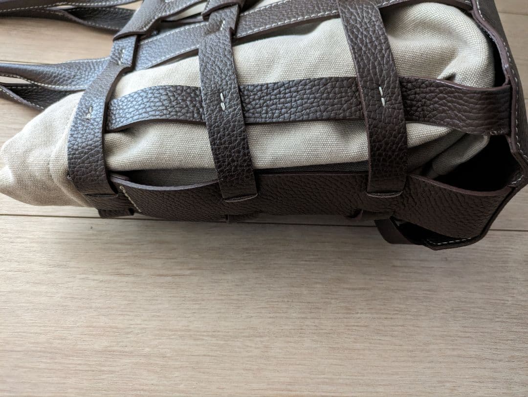 イアクッチ　メッシュ　ハンドバッグ