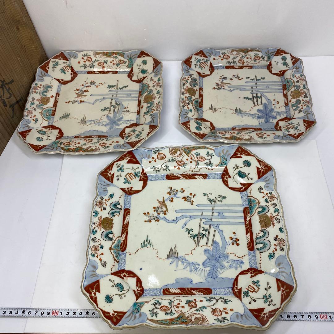 古伊万里　染錦大皿　三ツ組　共箱　タニト　東さ7-0327①