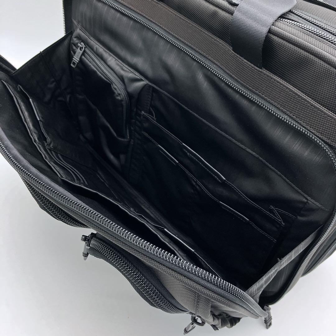 専用【TUMI】キャリーケース　ビジネスバッグ　ナイロン　ブラック　拡張式　2輪