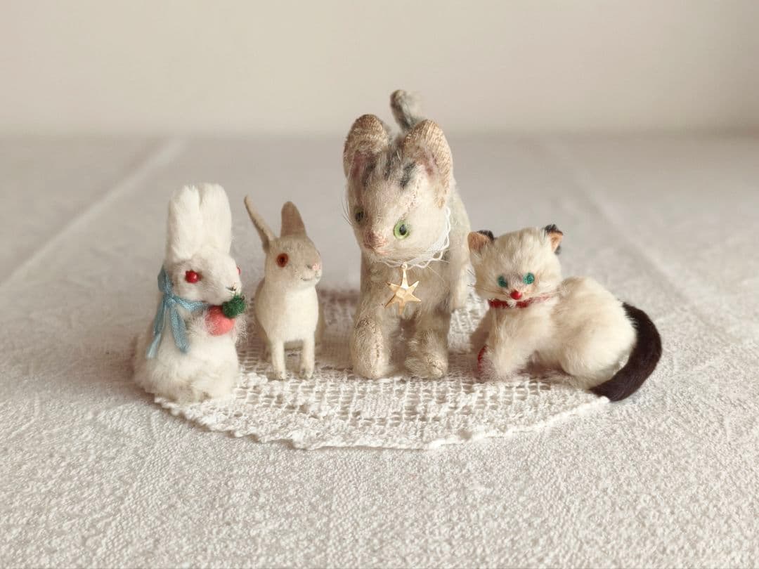 * antique bear ୨୧ * 小さくて可愛い トラ猫ちゃん