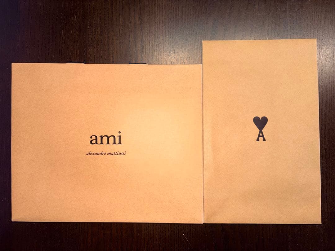 ✨️新品未使用✨️アミパリス ビーニーニット帽 ホワイト 男女兼用 ウール 巾着付き