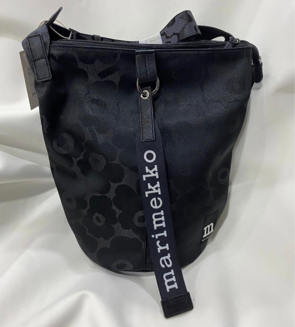 marimekko ブラック ショルダーバッグ