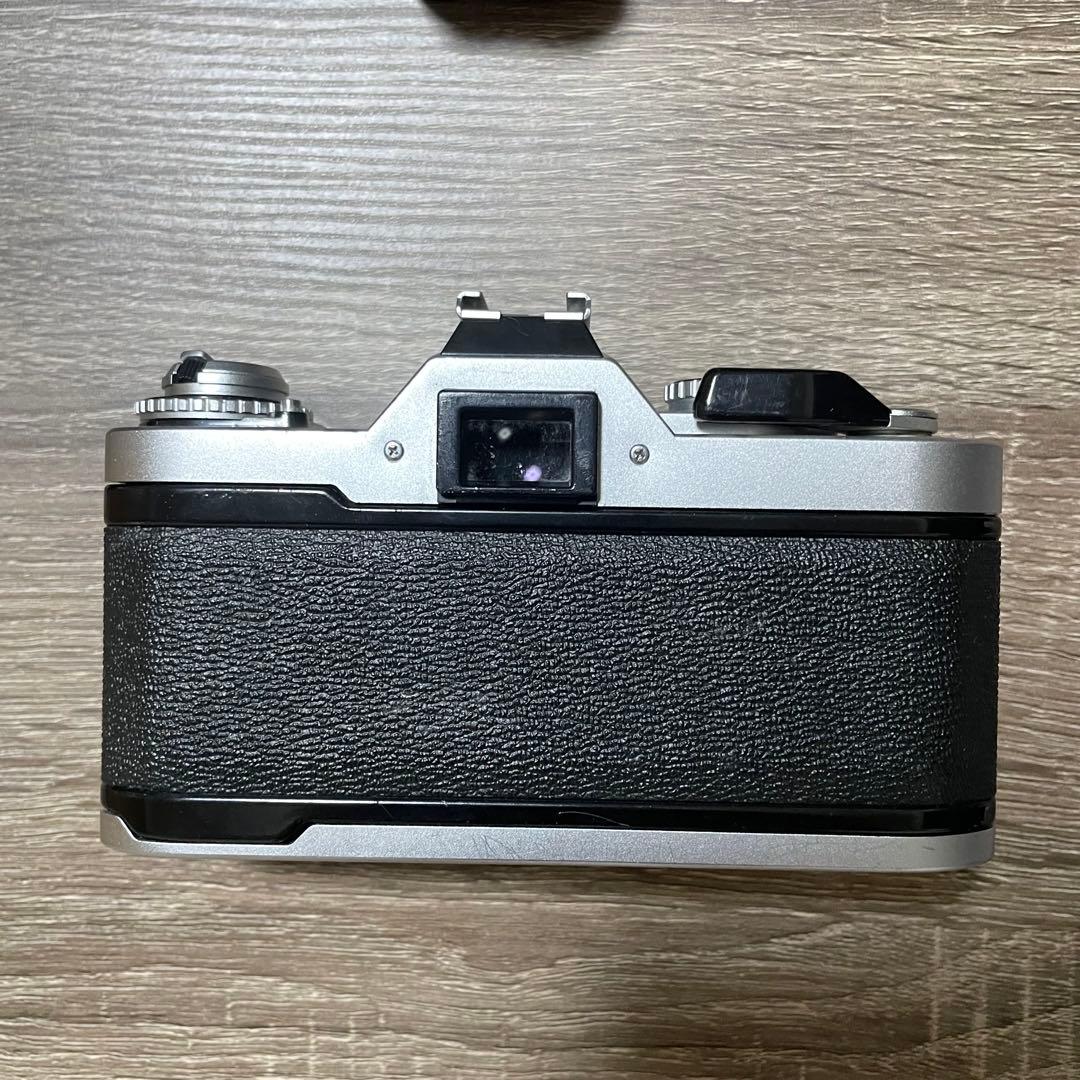 作例あり Canon AV-1 フィルム一眼レフカメラ レンズ3本 動作確認済み