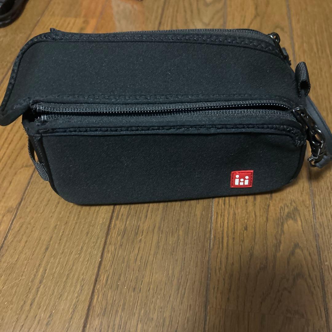 ビデオカメラ　ホワイト　Sony HDR-CX680