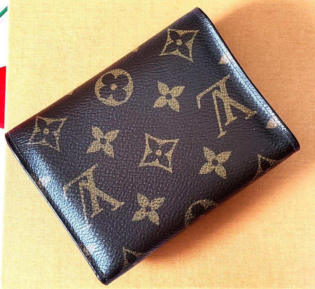 美品★箱＆袋★ルイヴィトン モノグラム ヴィクトリーヌ★フューシャ★3つ折り財布